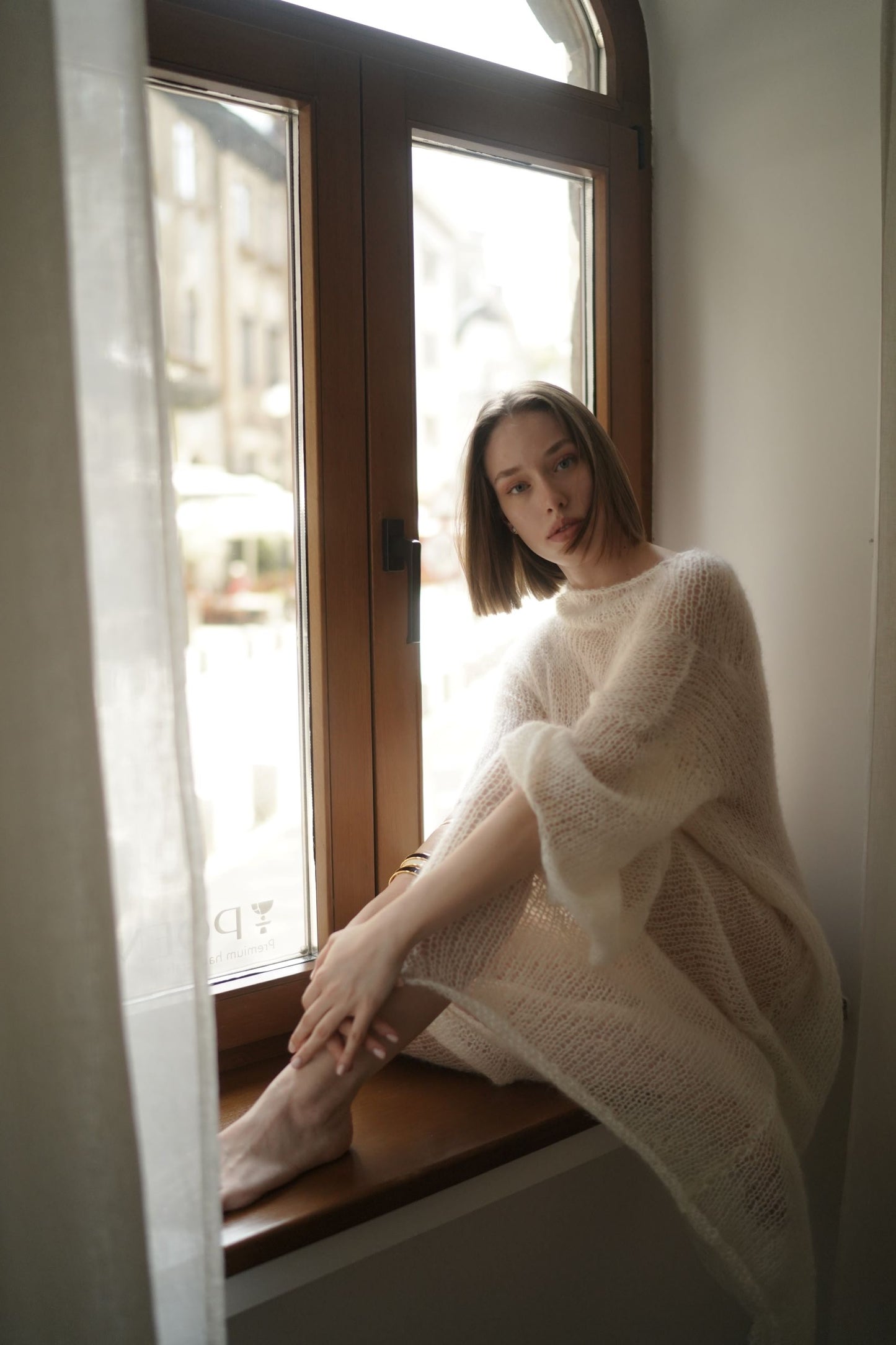 Long open-knit dress meringue