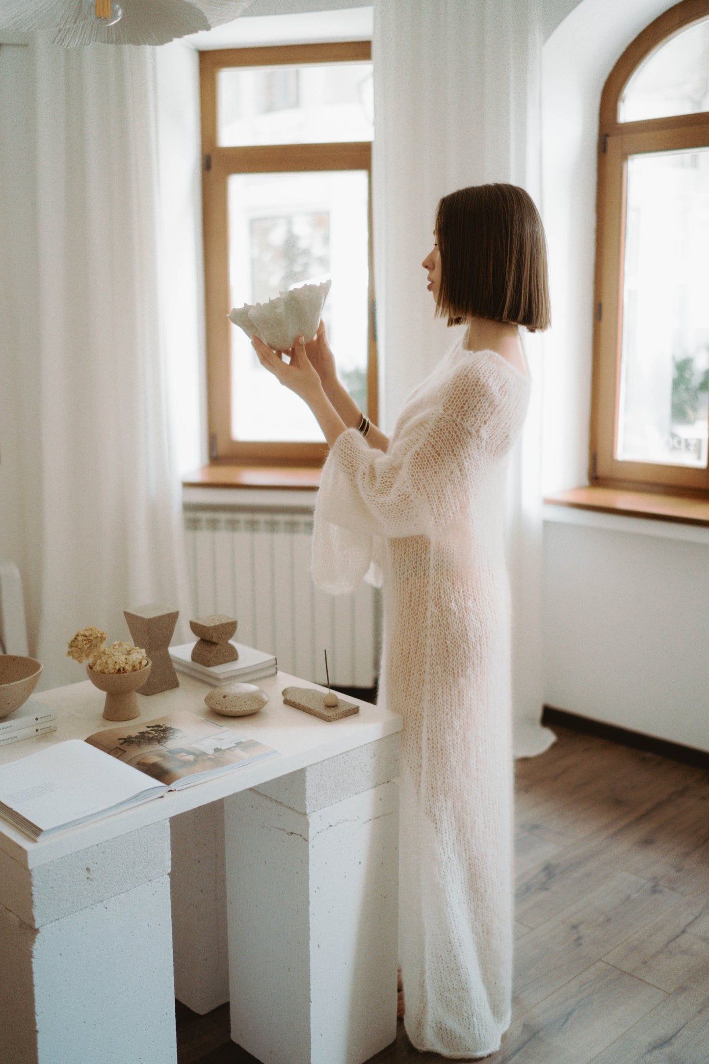 Long open-knit dress meringue