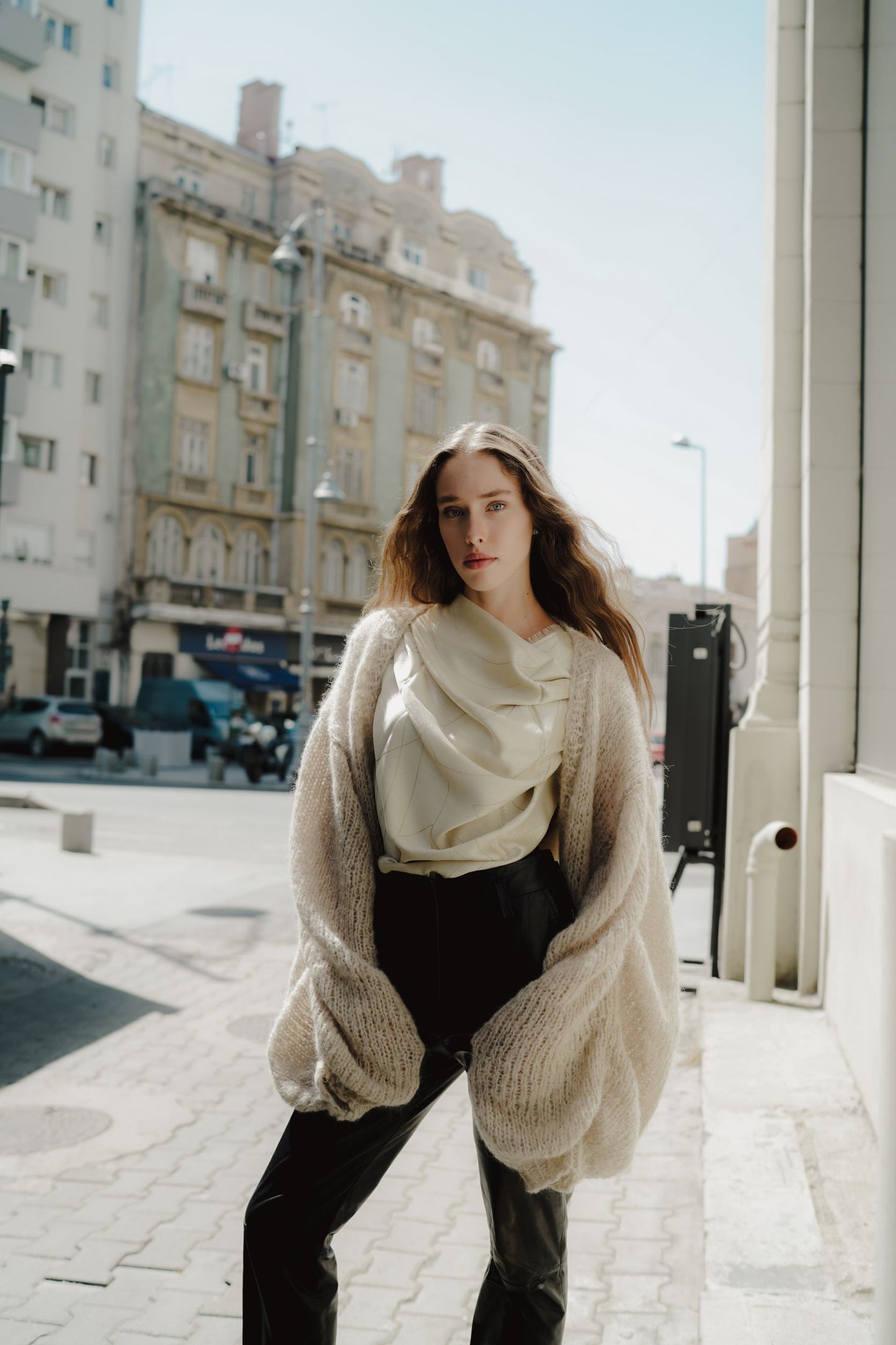 Latte Cardigan in Alpaca