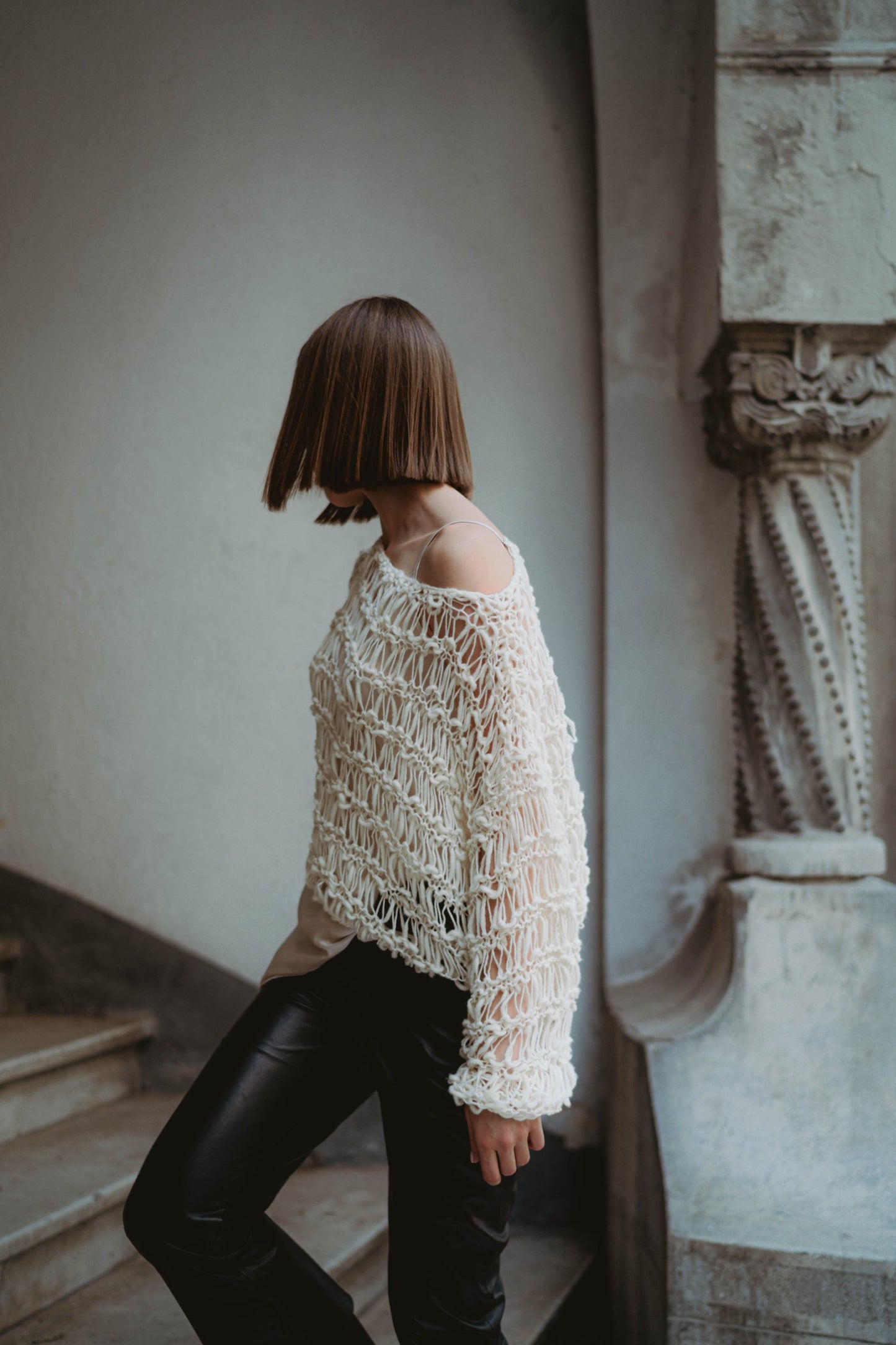 Off-shoulder merino sweater foam